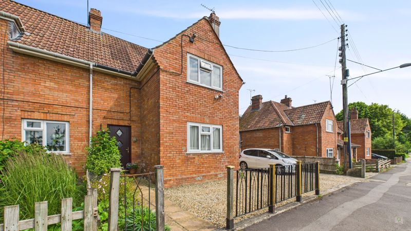 3 bed house for sale in New Road, Norton sub Hamdon  - Property Image 9
