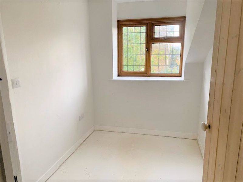 2 bed cottage to rent in Compton Road, South Petherton 4