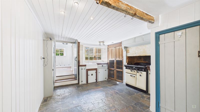 3 bed cottage to rent in St. James Street, South Petherton  - Property Image 6