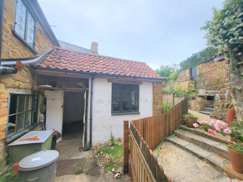 3 bed cottage to rent in St. James Street, South Petherton  - Property Image 25