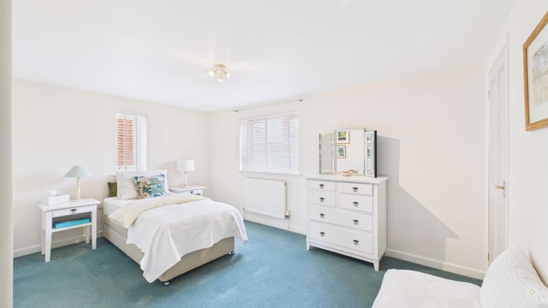 3 bed house for sale in The Orchard, Martock 5