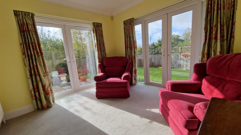 4 bed bungalow for sale in off St. Michaels Gardens, South Petherton  - Property Image 8