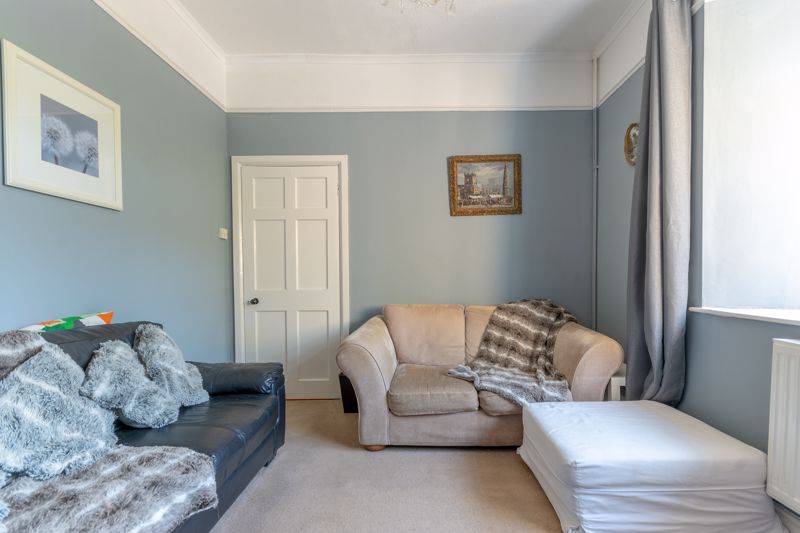 3 bed house for sale in Higher Street, Bower Hinton 3