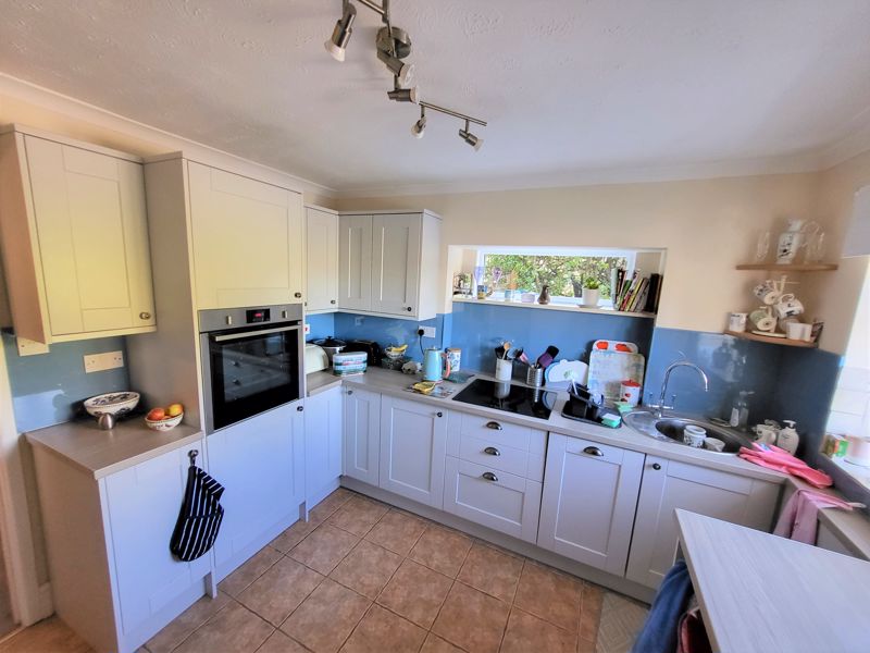 2 bed cottage to rent in Lower Street, Merriott  - Property Image 15