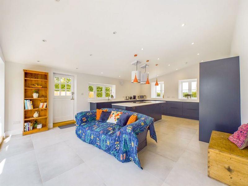 3 bed house for sale in Merriott Road, South Petherton 3