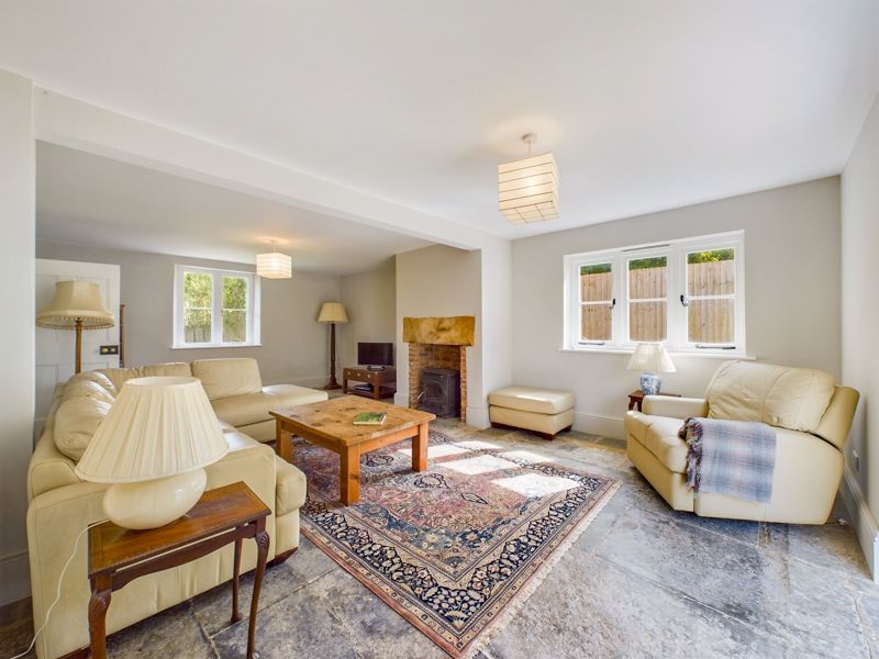 3 bed house for sale in Merriott Road, South Petherton 6