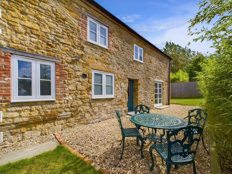 3 bed house for sale in Merriott Road, South Petherton 7