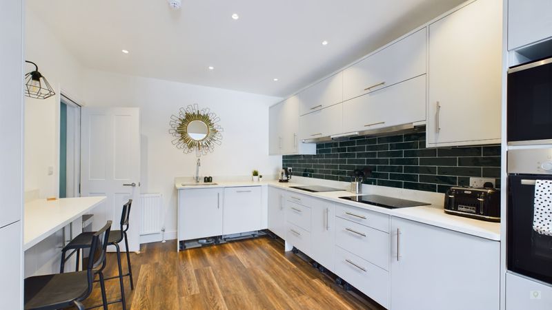 1 bed to rent in Sherborne Road, Yeovil 4