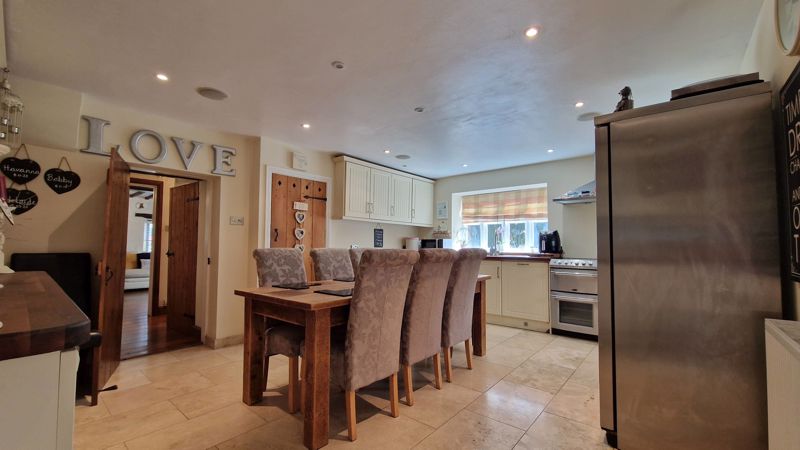 4 bed cottage for sale in North Street, Martock  - Property Image 13