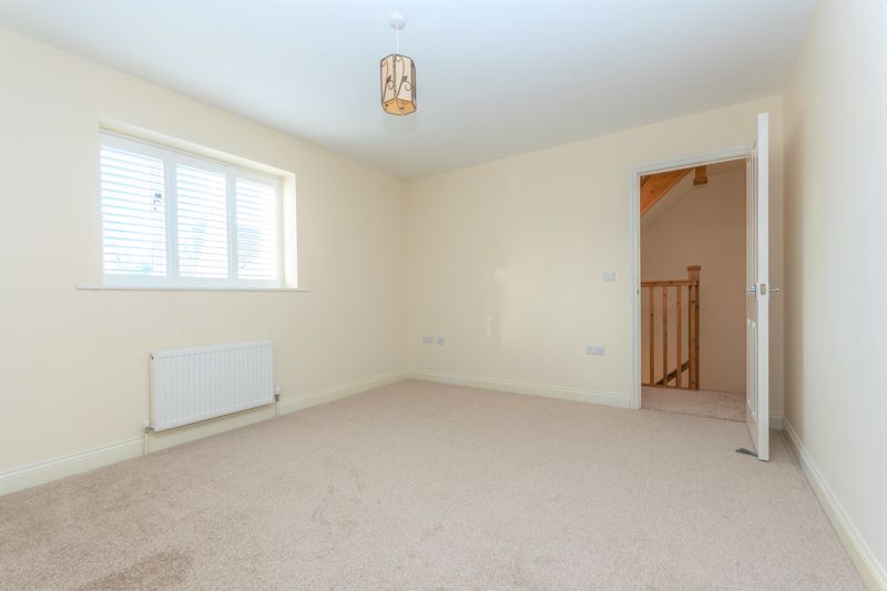 3 bed to rent in North Street, South Petherton  - Property Image 14