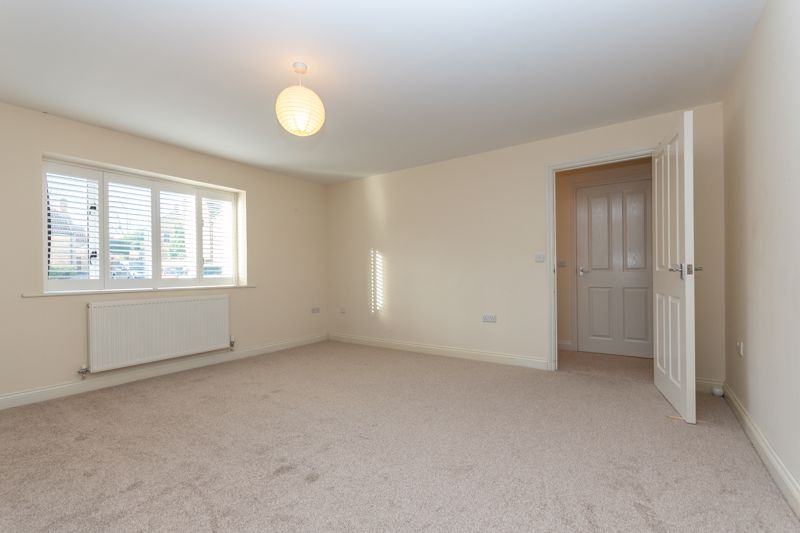 3 bed to rent in North Street, South Petherton  - Property Image 10