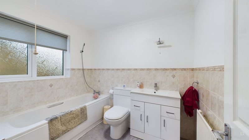 4 bed house for sale in Watercombe Heights, Yeovil 12