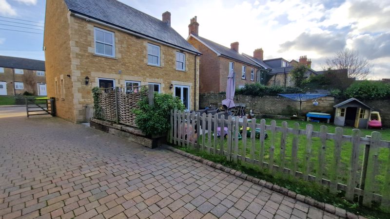 4 bed cottage for sale in West Street, Stoke-Sub-Hamdon  - Property Image 16