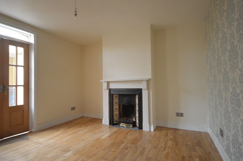 2 bed house to rent in Percy Road, Yeovil  - Property Image 7