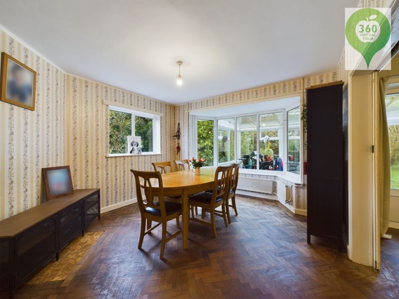 3 bed house for sale in Boozer Pit, Merriott  - Property Image 4