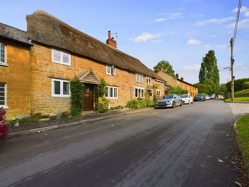 2 bed cottage for sale in South Street, Hinton St. George  - Property Image 1