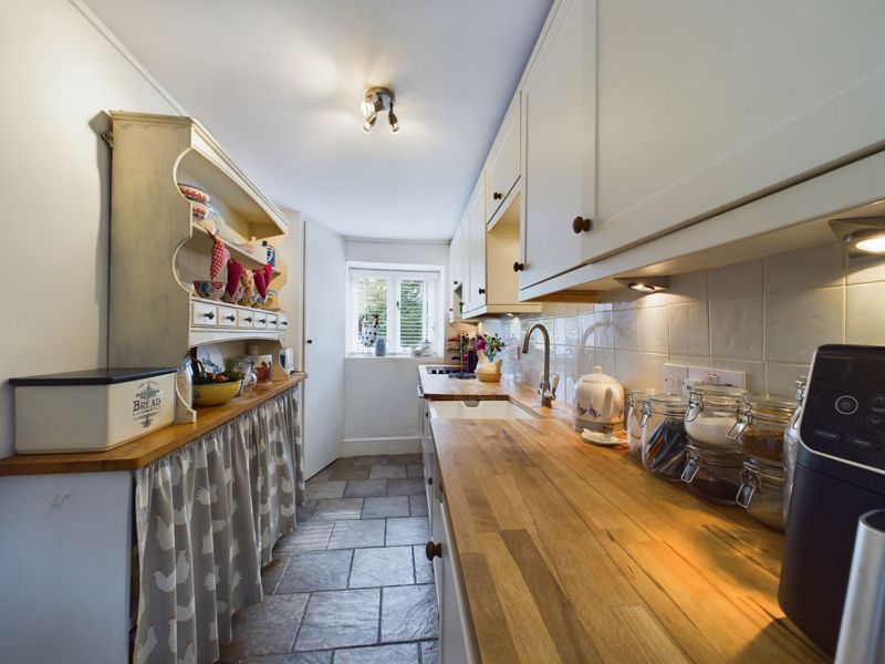 2 bed cottage for sale in South Street, Hinton St. George  - Property Image 3