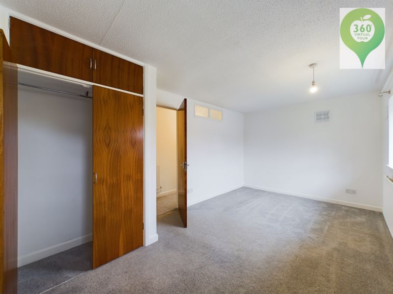 2 bed for sale in Taranto Hill, Yeovil  - Property Image 19