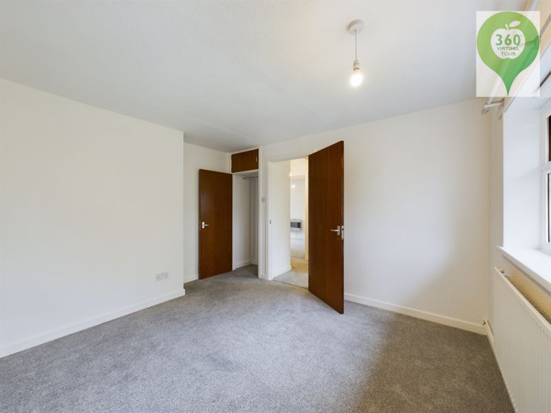 2 bed for sale in Taranto Hill, Yeovil  - Property Image 6