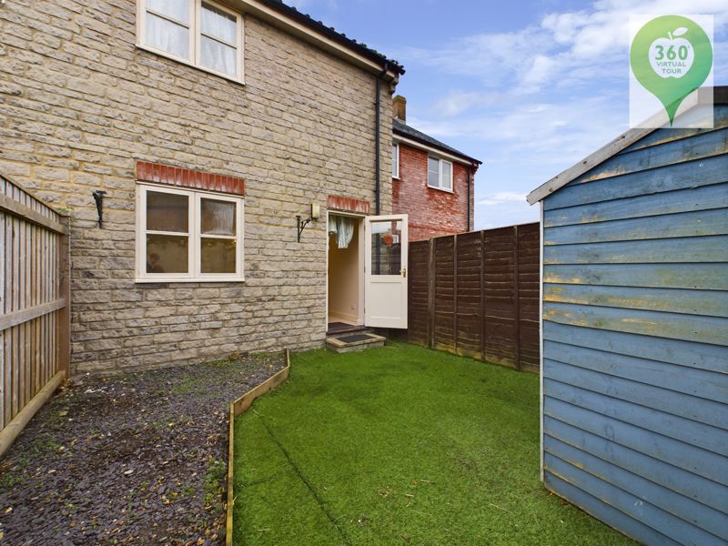 2 bed house for sale in Ivel Gardens, Yeovil  - Property Image 10