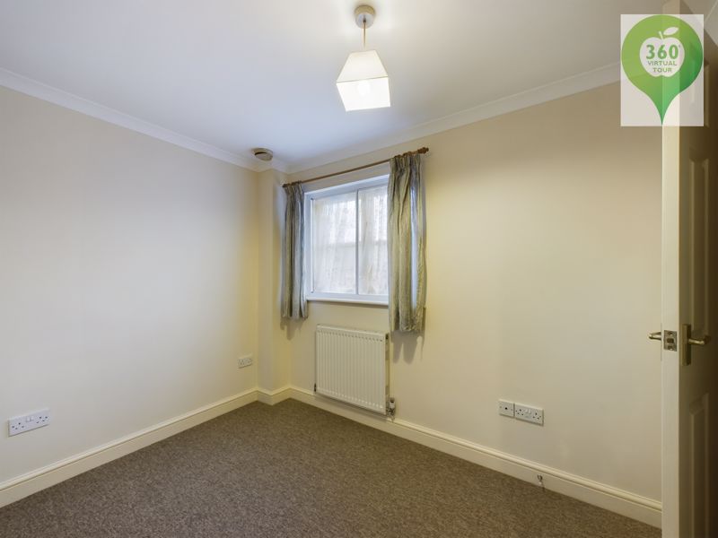 2 bed house for sale in Ivel Gardens, Yeovil  - Property Image 17