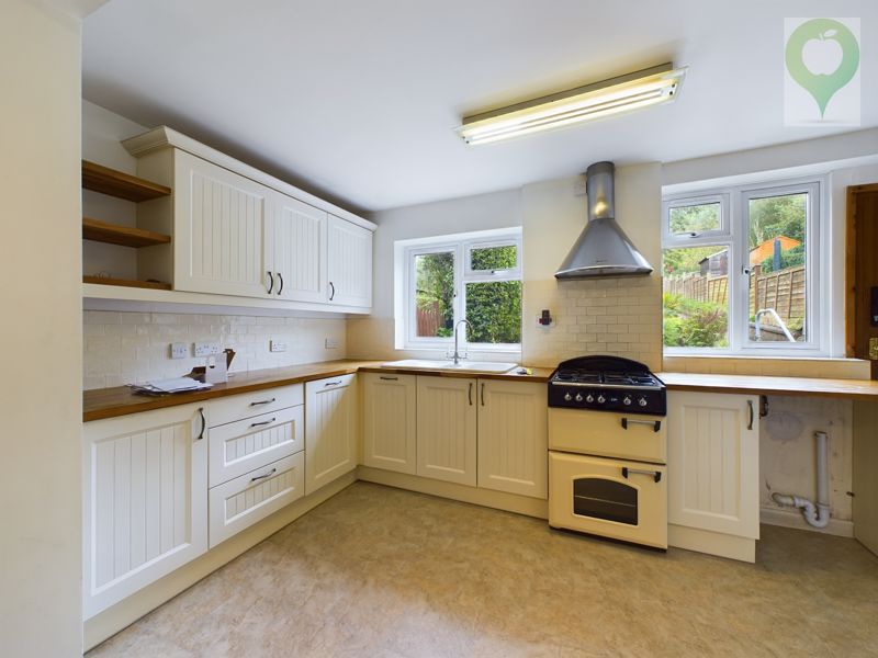 2 bed house for sale in Ham Hill, Stoke-Sub-Hamdon  - Property Image 4
