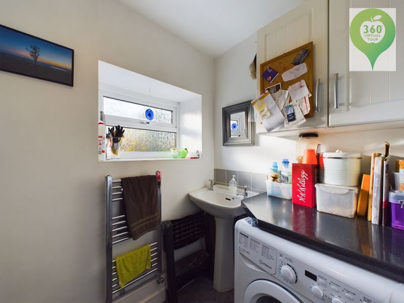 3 bed cottage for sale in The Mead, Yeovil  - Property Image 13