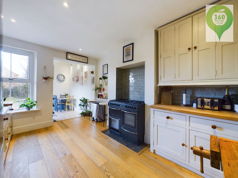 3 bed house for sale in Sherborne Road, Yeovil  - Property Image 5