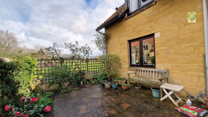 3 bed for sale in Hayes End Manor, South Petherton  - Property Image 9