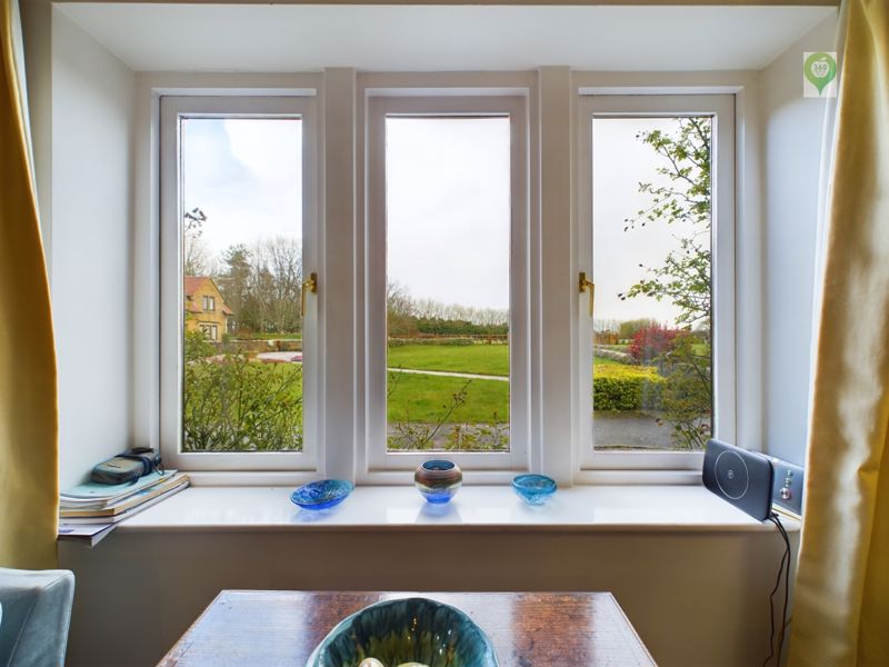 3 bed for sale in Hayes End Manor, South Petherton  - Property Image 8