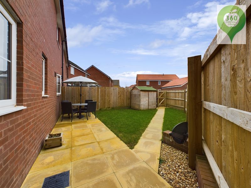 3 bed house for sale in Kingfisher Drive, Yeovil  - Property Image 11