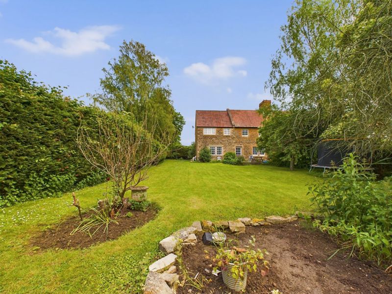4 bed cottage for sale in Bridge Road, South Petherton  - Property Image 36