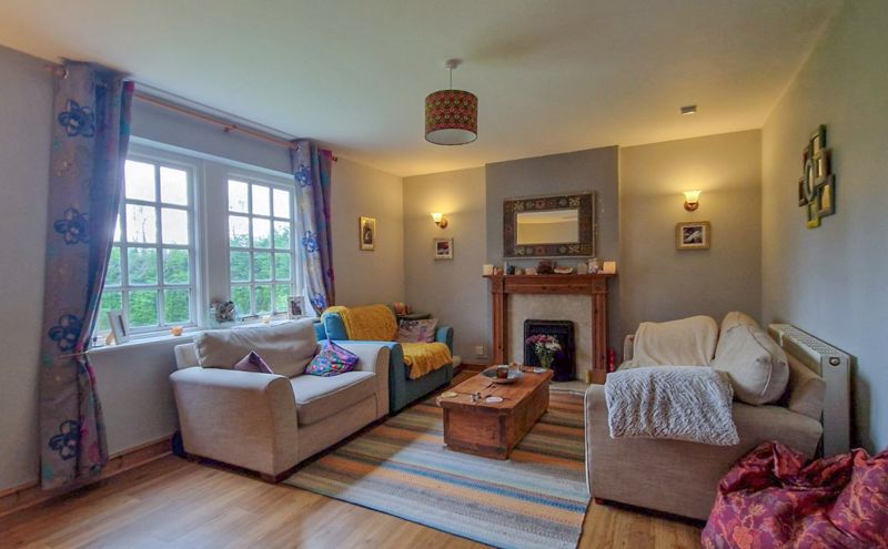 4 bed cottage for sale in Bridge Road, South Petherton  - Property Image 6