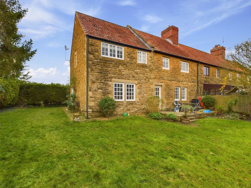 4 bed cottage for sale in Bridge Road, South Petherton  - Property Image 8