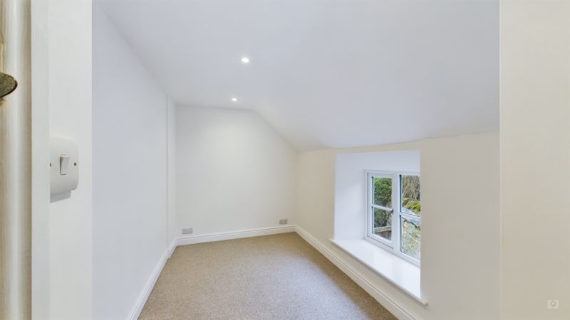 2 bed cottage for sale in Water Street, Barrington  - Property Image 8