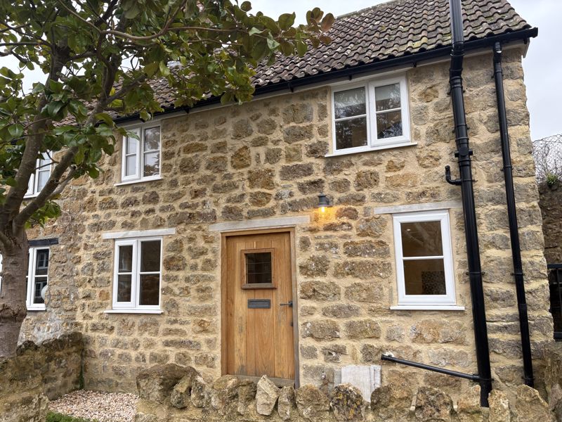 2 bed cottage for sale in Water Street, Barrington  - Property Image 9