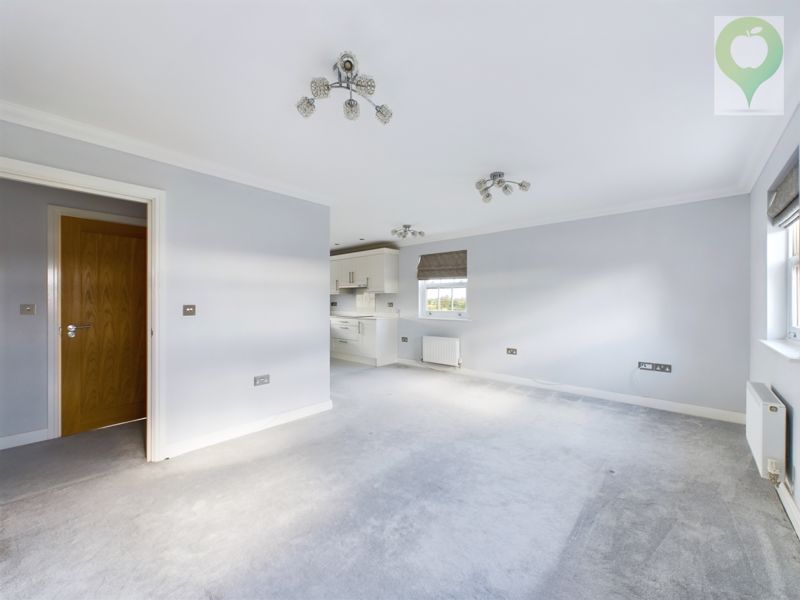 3 bed for sale in Shepherd Court, Yeovil  - Property Image 2