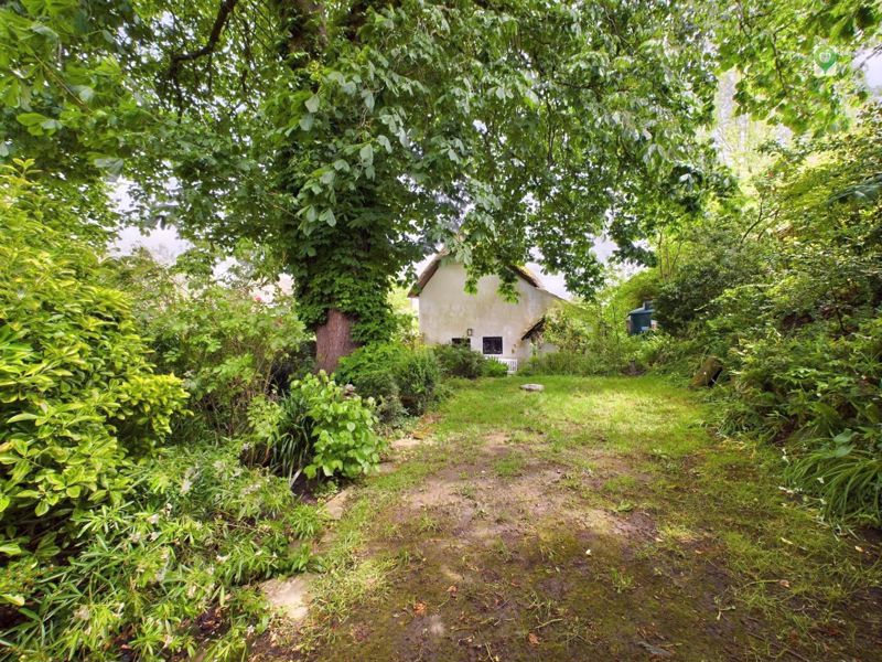 2 bed cottage for sale in Owl Street, East Lambrook  - Property Image 12