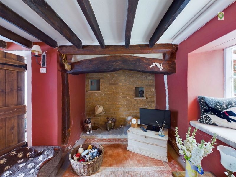 2 bed cottage for sale in Owl Street, East Lambrook  - Property Image 4