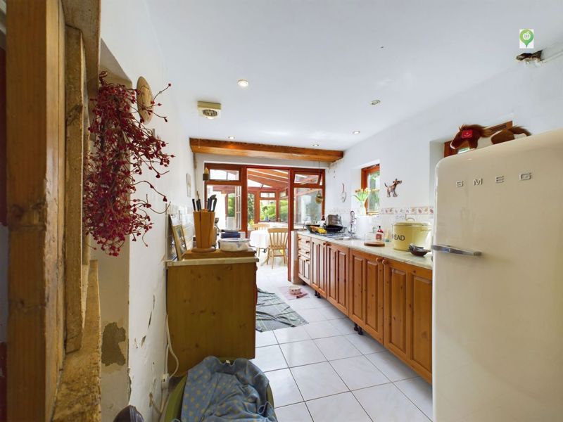 2 bed cottage for sale in Owl Street, East Lambrook  - Property Image 7