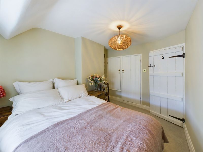 2 bed cottage for sale in Lower Street, Merriott  - Property Image 6