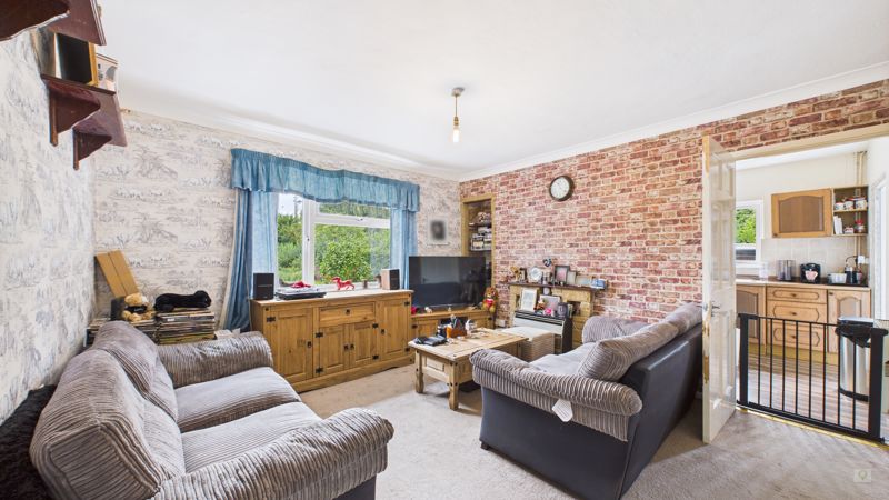 3 bed house for sale in New Road, Norton Sub Hamdon  - Property Image 2