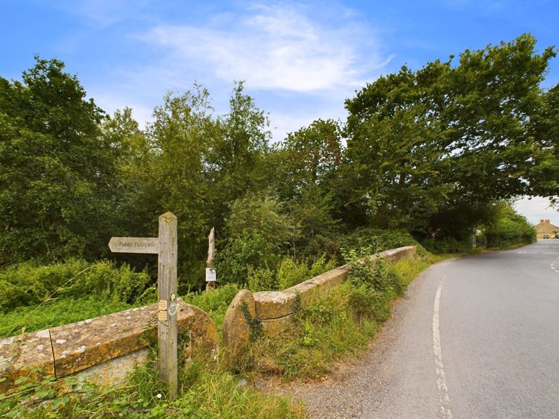 3 bed cottage for sale in Parrett Cottages, Martock  - Property Image 10