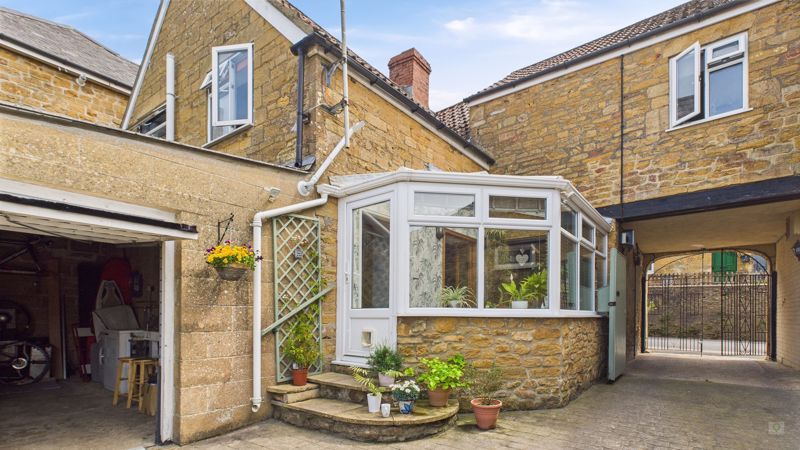 4 bed house for sale in High Street, Stoke-Sub-Hamdon  - Property Image 8