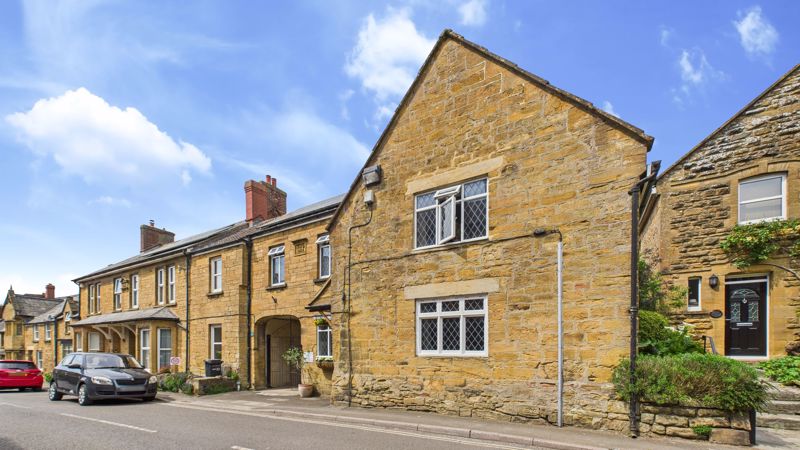 4 bed house for sale in High Street, Stoke-Sub-Hamdon  - Property Image 9