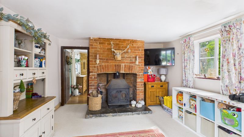 3 bed cottage for sale, Stembridge 1