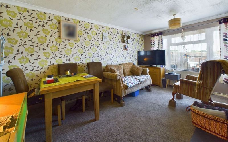 2 bed bungalow for sale in Alder Grove, Yeovil  - Property Image 3