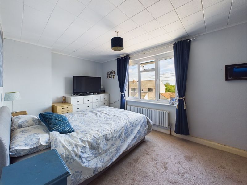 3 bed house for sale in Hitchen, Merriott  - Property Image 10