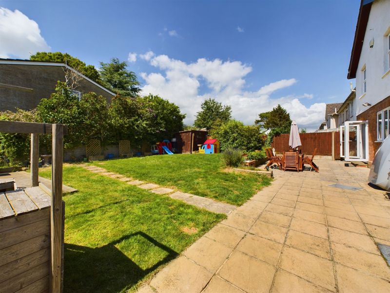 3 bed house for sale in Hitchen, Merriott  - Property Image 9