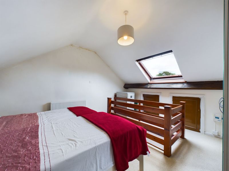 3 bed for sale in Hermitage Street, Crewkerne  - Property Image 6